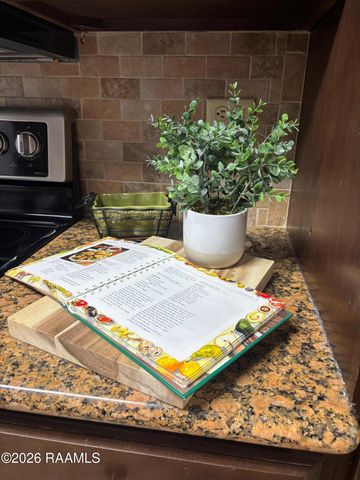 200 Lodge Dr. 801, Lafayette, LA 70506