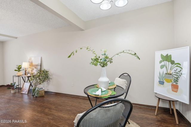 200 Lodge Dr. 801, Lafayette, LA 70506