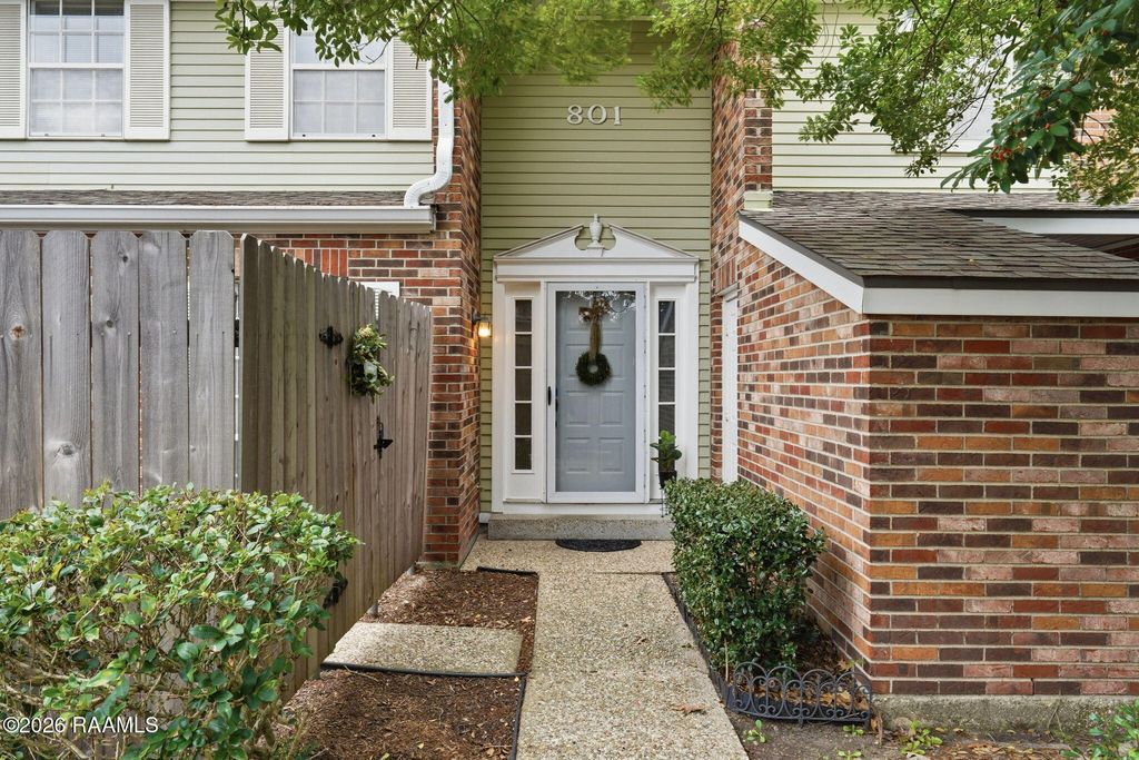 200 Lodge Dr. 801, Lafayette, LA 70506