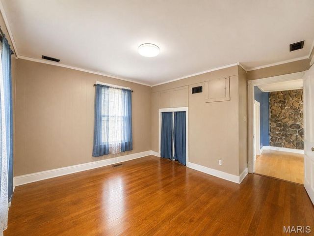 202 E 2nd Street, De Soto, MO 63020