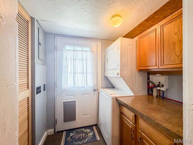 202 E 2nd Street, De Soto, MO 63020