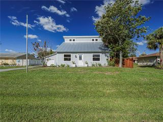 680 Mulberry Street, Sebastian, FL 32958