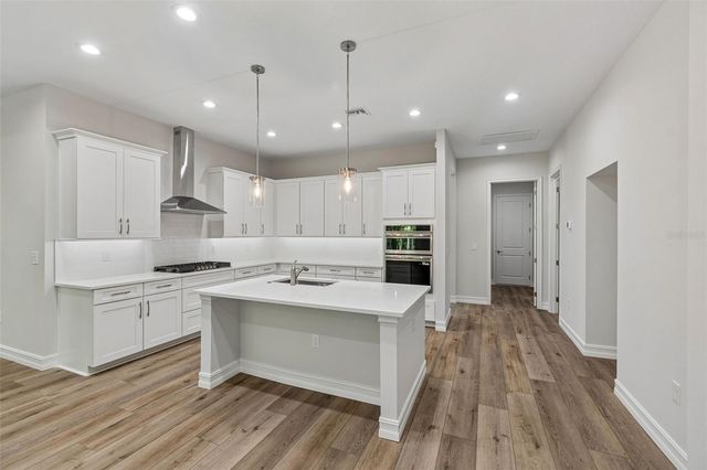 4881 MAJESTIC HILLS LOOP, Brooksville, FL 34601