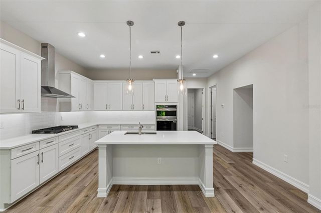 4881 MAJESTIC HILLS LOOP, Brooksville, FL 34601
