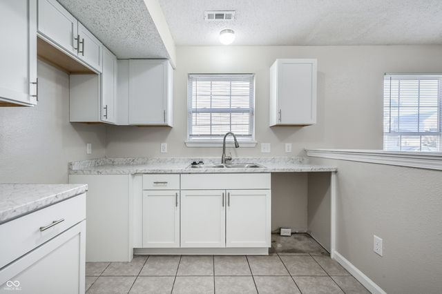 4134 Canapple Drive, Indianapolis, IN 46235