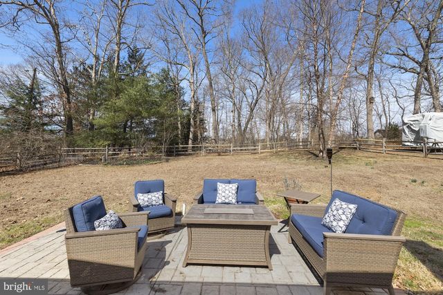 2300 PIN OAK DR, Finksburg, MD 21048