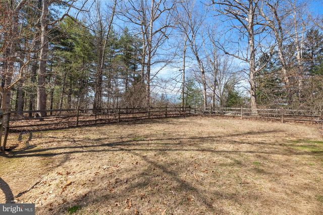 2300 PIN OAK DR, Finksburg, MD 21048