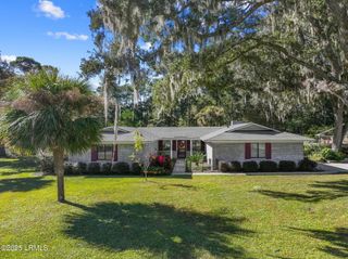 105 Spanish Point Drive, Beaufort, SC 29902