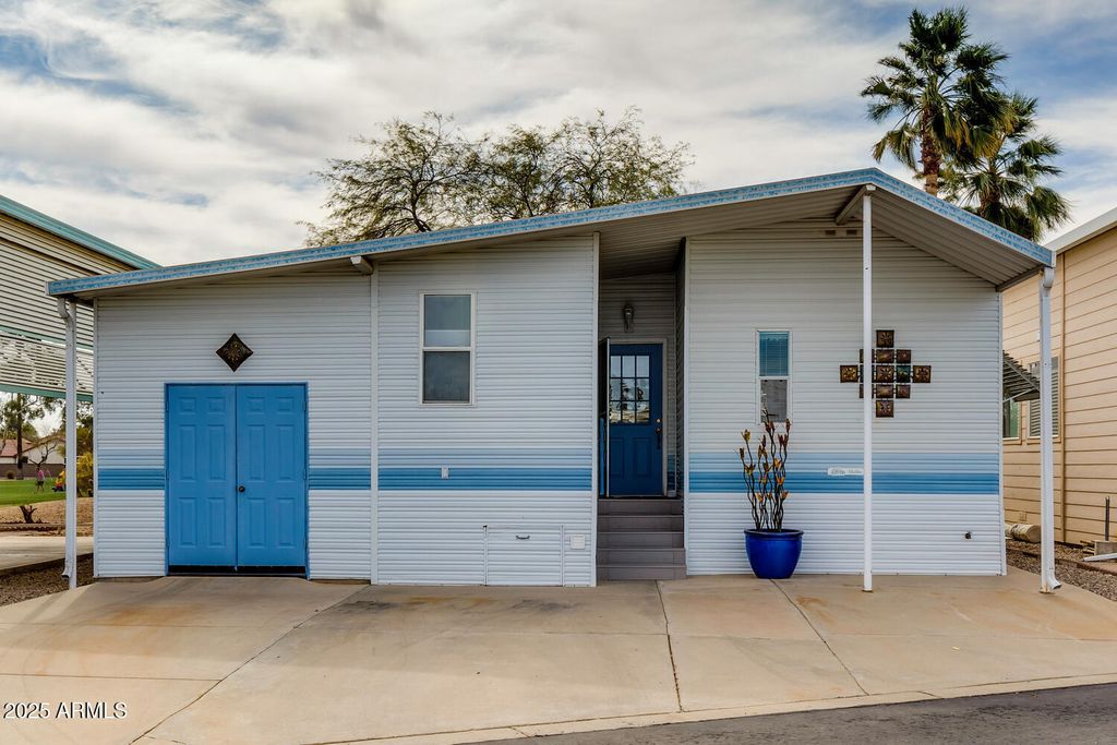 17200 W BELL Road 26, Surprise, AZ 85374