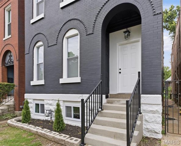 4452 Gibson Avenue, St Louis, MO 63110