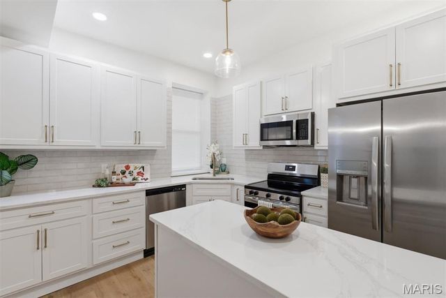 4452 Gibson Avenue, St Louis, MO 63110