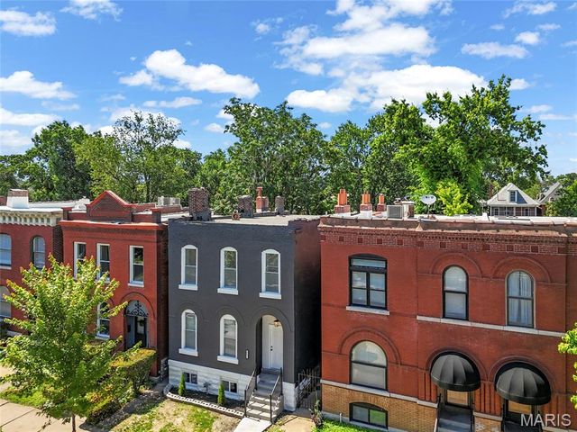 4452 Gibson Avenue, St Louis, MO 63110