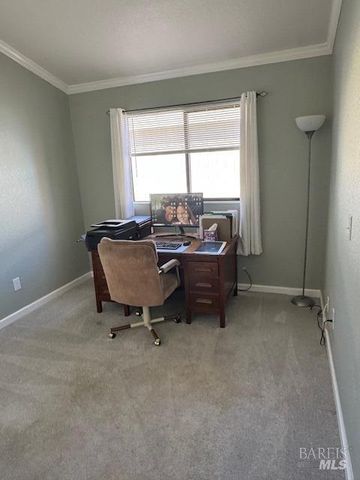 530 Eldridge Ave, Vacaville, CA 95688