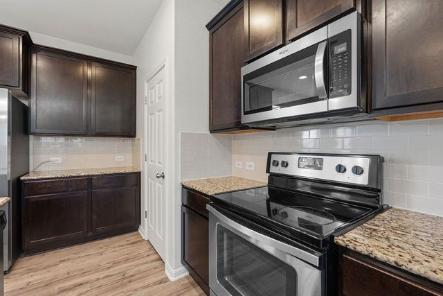 3240 E Whitestone BLVD 28, Cedar Park, TX 78613