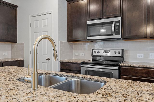 3240 E Whitestone BLVD 28, Cedar Park, TX 78613