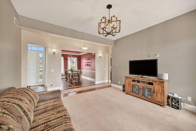 3268 Bay Hill ROAD, Port Washington, WI 53074
