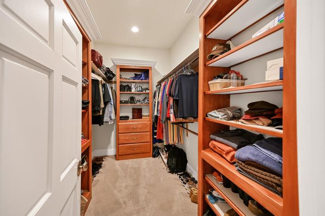 3268 Bay Hill ROAD, Port Washington, WI 53074