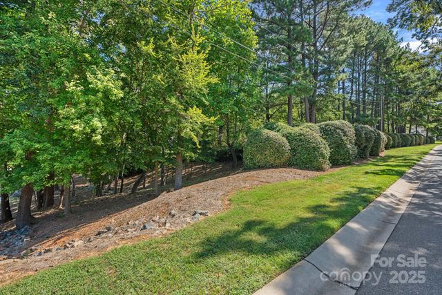 19002 Lakehouse Pointe Drive, Cornelius, NC 28031