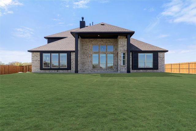 546 Hearthstone Boulevard, Red Oak, TX 75154