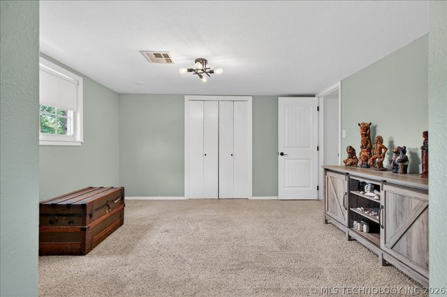 1242 May Lane, Bartlesville, OK 74006
