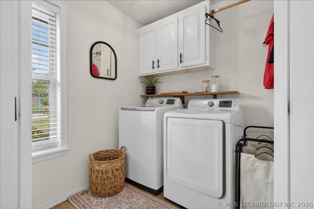 1242 May Lane, Bartlesville, OK 74006