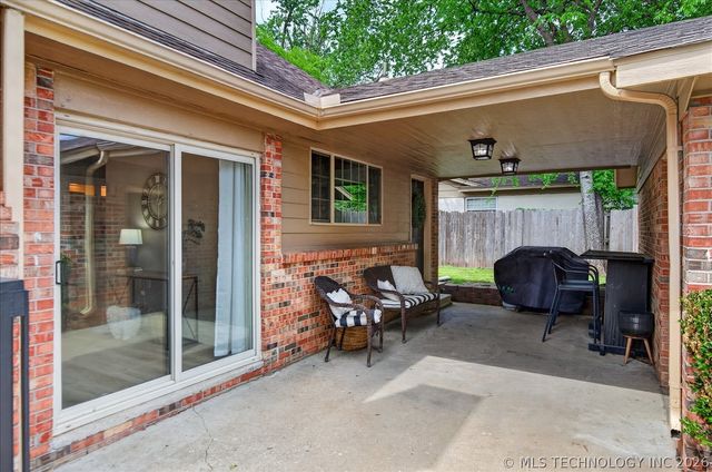 1242 May Lane, Bartlesville, OK 74006