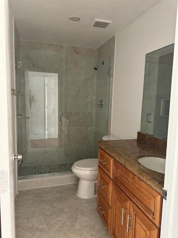 5328 Bosque Lane 67, West Palm Beach, FL 33415