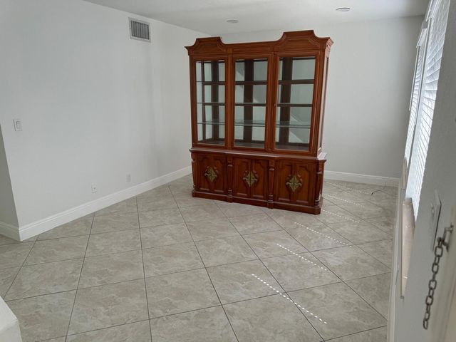 5328 Bosque Lane 67, West Palm Beach, FL 33415