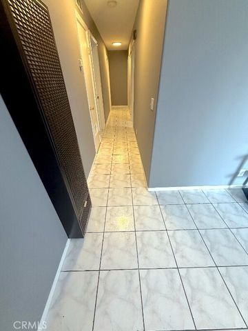 1503 W Adams Boulevard, Los Angeles, CA 90007