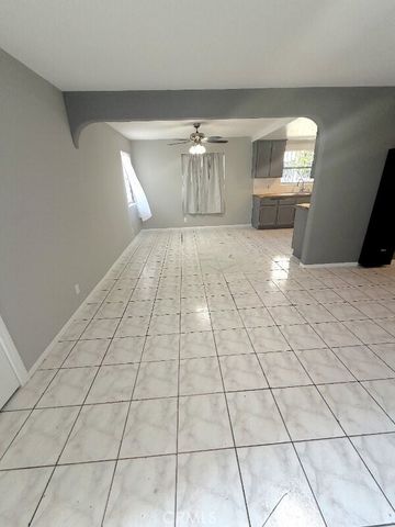 1503 W Adams Boulevard, Los Angeles, CA 90007