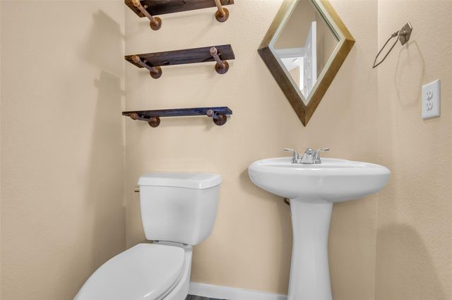 8327 Terra Valley Lane, Tomball, TX 77375