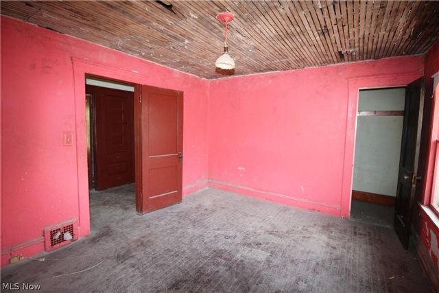 3107 E 98th Street, Cleveland, OH 44104