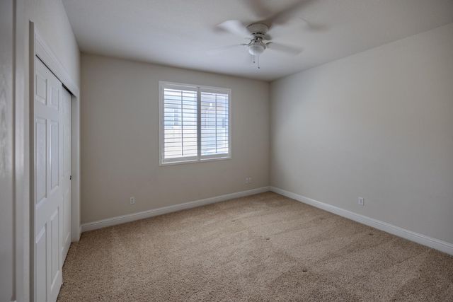 2362 Shadow Berry Dr, Manteca, CA 95336