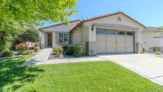 2362 Shadow Berry Dr, Manteca, CA 95336