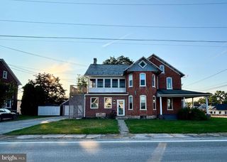 3088 E LINCOLN HWY E, Paradise, PA 17562