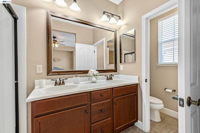 1159 Martin Luther King Dr, Hayward, CA 94541