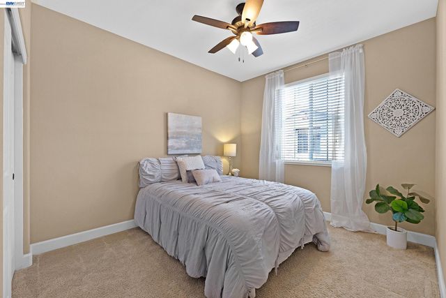 1159 Martin Luther King Dr, Hayward, CA 94541