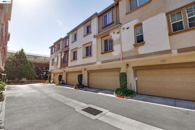 1159 Martin Luther King Dr, Hayward, CA 94541