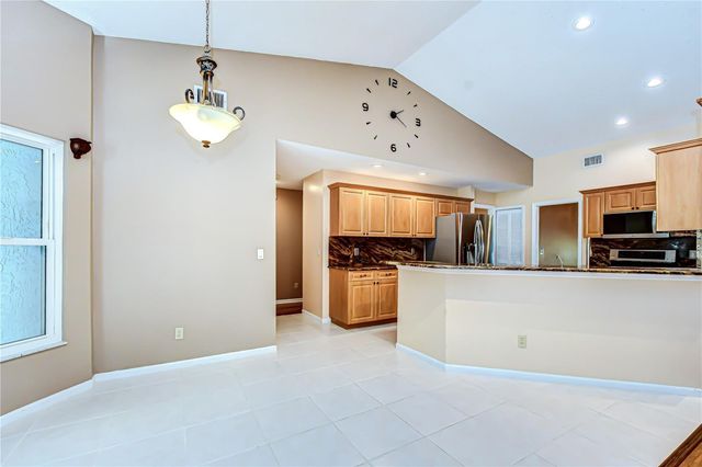 11718 SPANISH LAKE DRIVE, Tampa, FL 33635