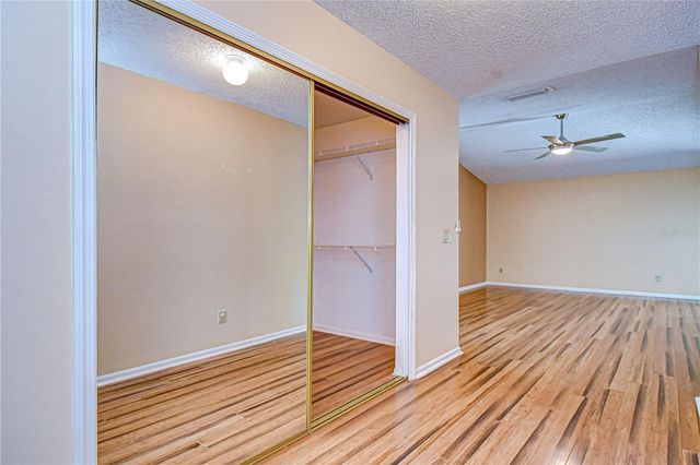 11718 SPANISH LAKE DRIVE, Tampa, FL 33635