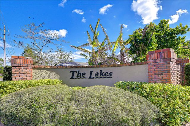 11718 SPANISH LAKE DRIVE, Tampa, FL 33635