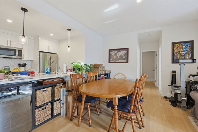 2 Clarendon 607, Boston, MA 02116