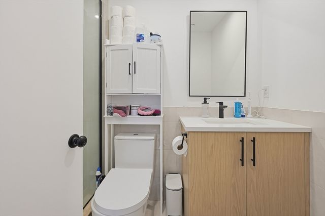 2 Clarendon 607, Boston, MA 02116
