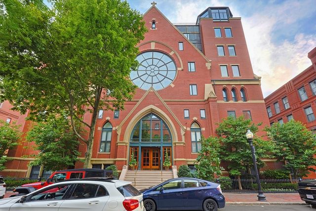 2 Clarendon 607, Boston, MA 02116