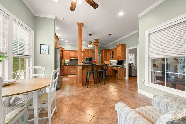 5205 Prairieview Dr, Zachary, LA 70791