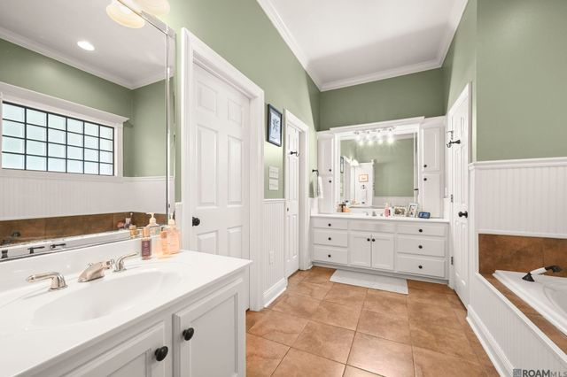 5205 Prairieview Dr, Zachary, LA 70791