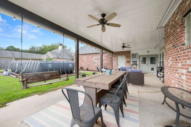 5205 Prairieview Dr, Zachary, LA 70791