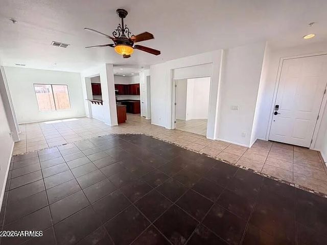 934 E OVERLIN Lane Drive, Avondale, AZ 85323
