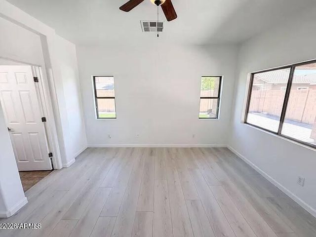 934 E OVERLIN Lane Drive, Avondale, AZ 85323