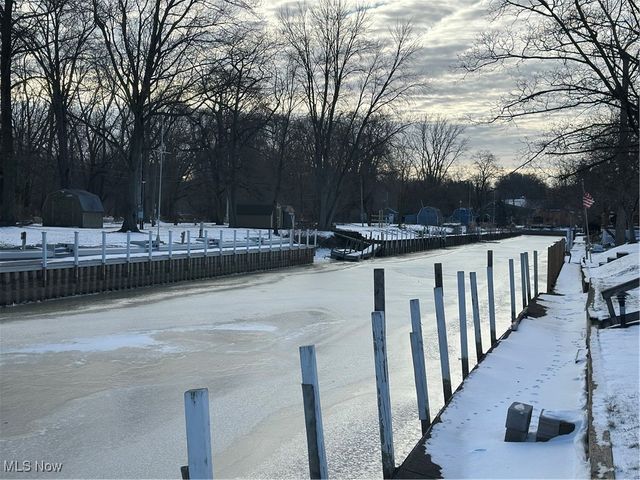 915 Nautical Drive, Vermilion, OH 44089